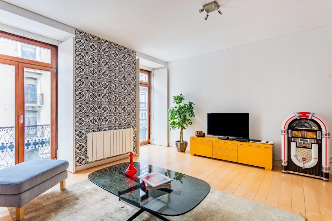 Chiado Mercy II Apartment ลิสบอน ภายนอก รูปภาพ
