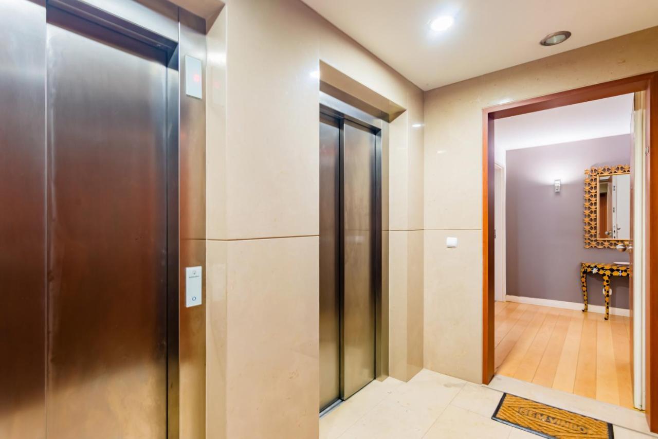 Chiado Mercy II Apartment ลิสบอน ภายนอก รูปภาพ