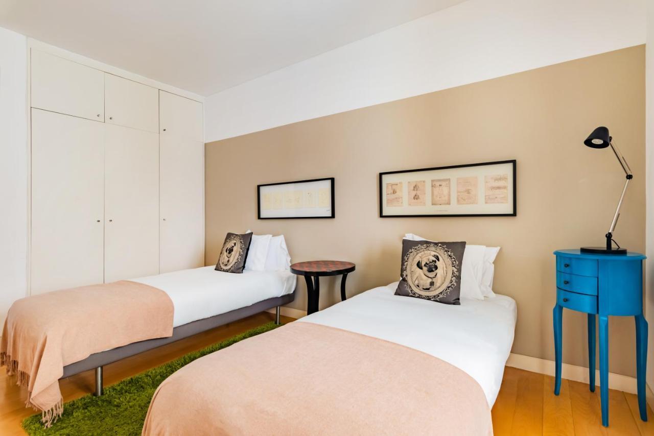 Chiado Mercy II Apartment ลิสบอน ภายนอก รูปภาพ